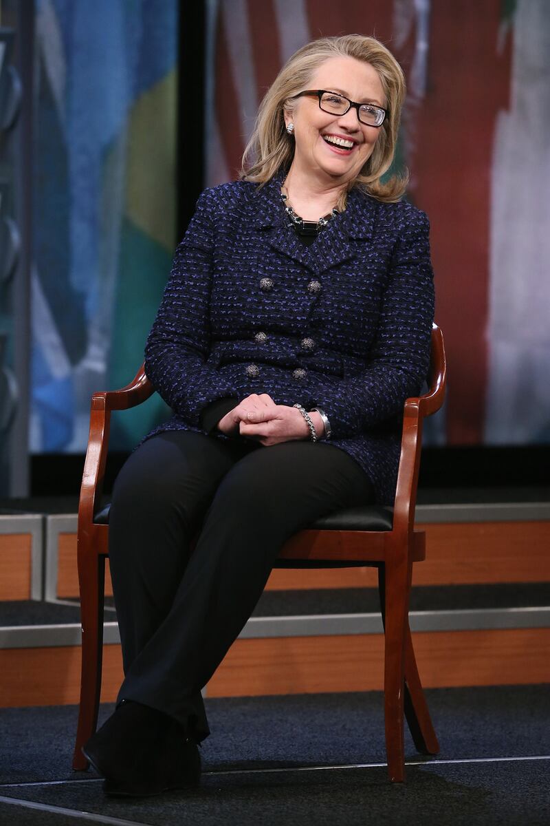 galleries/2012/05/10/hillary-clinton-s-style-evolution-photos/130222-hillary-style-blue-coat_iexzqb