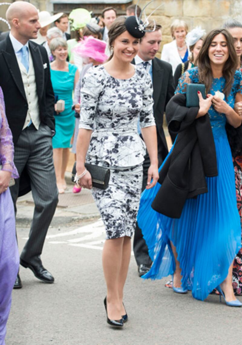 articles/2013/09/27/is-pippa-middleton-just-very-badly-dressed/pippa-bad-dress3_scjcha