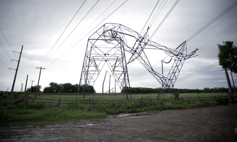 galleries/2013/05/20/photos-of-moore-oklahoma-after-the-tornadoes/130522-oklahoma-tornado-update5_v22xnc