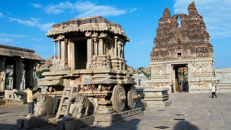 191203-Houlis-Hampi-India_s-Lost-Temple_City-temple-embed4_tzdogl