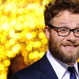 articles/2015/11/21/why-seth-rogen-is-the-greatest-comedian-of-his-generation/151120-schager-rogen-tease_azafjz