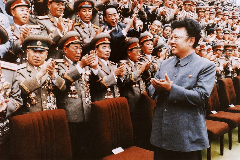 galleries/2011/12/19/kim-jong-il-life-in-photos/kim-jong-il-12_sbtdkr