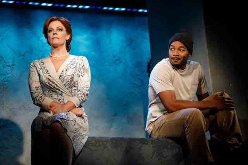 Elizabeth Stanley and Brandon Victor Dixon