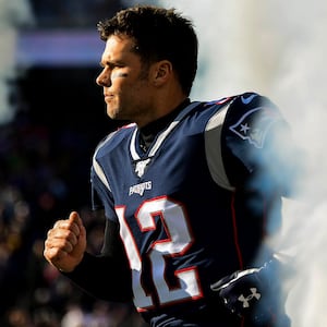 211013-smith-tom-brady-tease_qdnivh