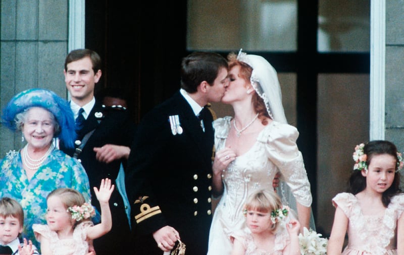 articles/2013/08/26/report-fergie-and-prince-andrew-planning-to-re-marry/prince-andrew_-sarah-ferguson-tv-wedding_v7evka