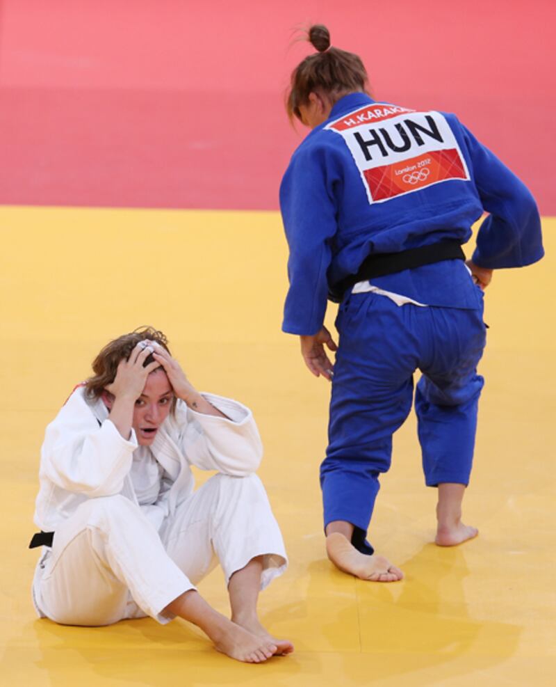 galleries/2012/08/06/mckayla-maroney-more-london-olympics-faces-of-defeat-photos/olympic-defeat-11_mmkps7