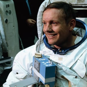 articles/2012/08/27/buzz-aldrin-neil-armstrong-was-the-best-pilot-i-ever-knew/neil-armstrong-spacesuit-dinerman_lbdu6f