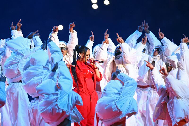 230212-rihanna-halftime-embed-03_slggle