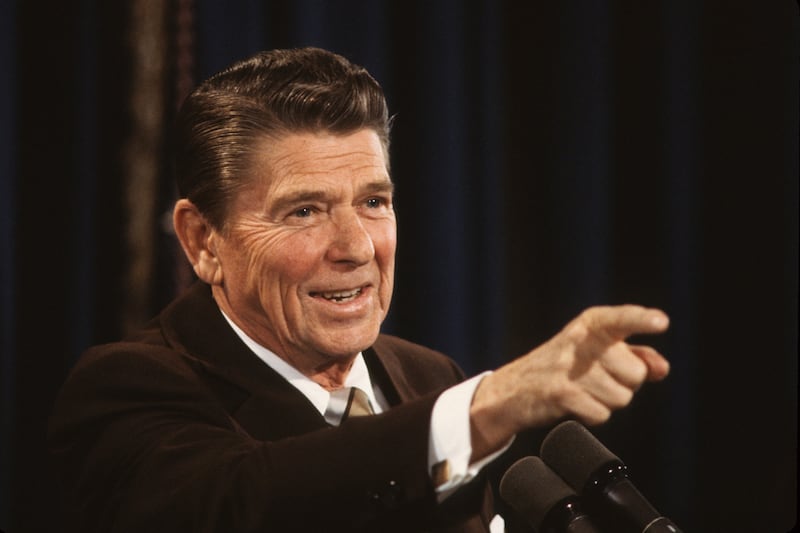 articles/2011/09/01/ronald-reagan-might-have-tough-time-winning-in-today-s-gop/ronald-reagan-tea-party-clift_tkusqp