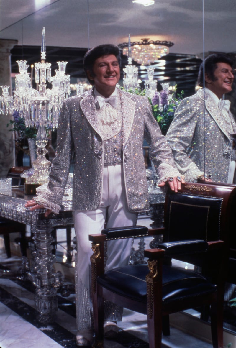 galleries/2013/05/20/liberace-s-wild-style-through-the-years-photos/liberace-14_s3urym