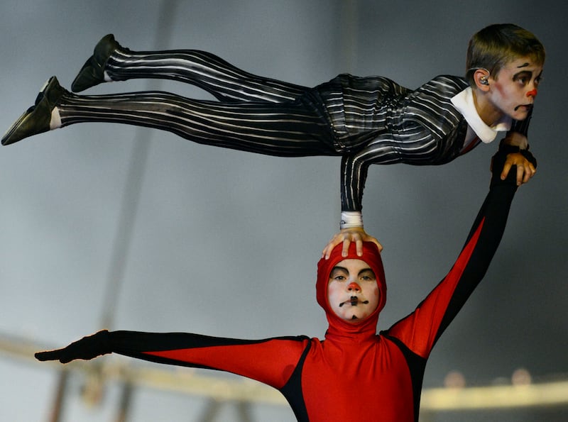 galleries/2012/07/30/best-photos-from-the-2012-london-olympics/olympics-closing-ceremony-2_yvpe8m