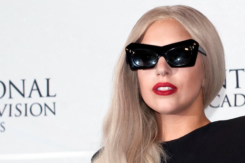 galleries/2011/12/14/buddy-holly-s-famous-glasses-more-stars-in-spectacles/celeb-with-glasses-lady-gaga_kb9wfv