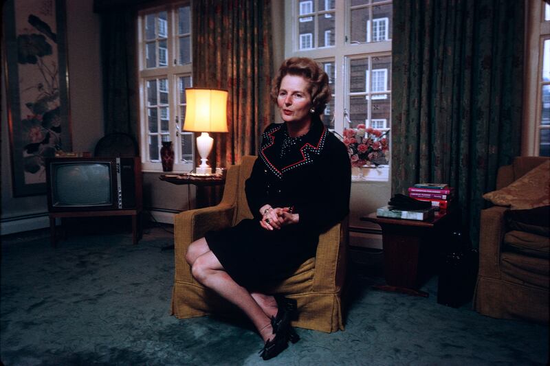 galleries/2013/04/08/margaret-thatcher-s-best-style-through-the-years-photos/130408-Thatcher-fashion-09_os7yal