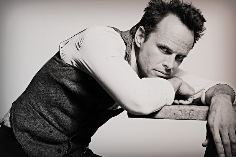 articles/2014/02/11/kentucky-s-finest-antihero-walton-goggins-on-justified-s-chameleon-villain/140210-barra-justified-tease_msvirg