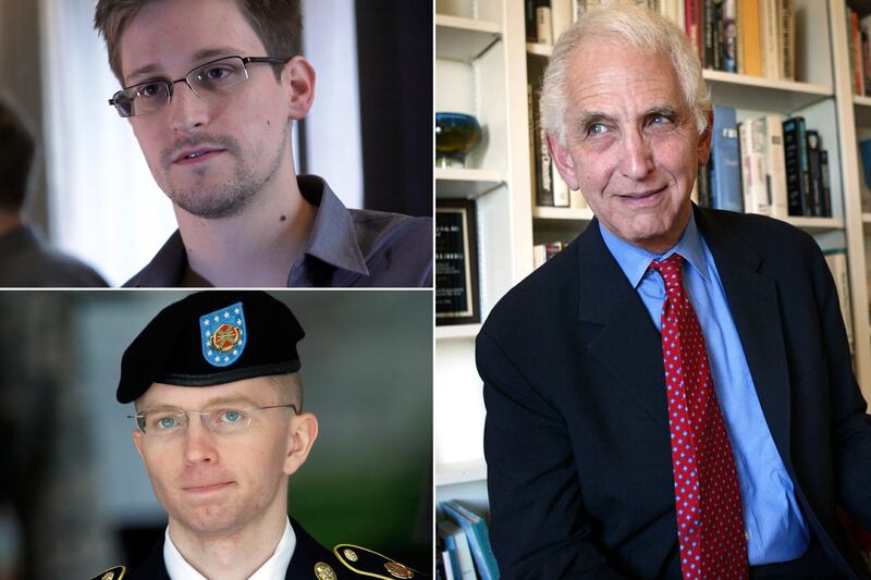 articles/2013/06/10/daniel-ellsberg-edward-snowden-is-a-hero-and-we-need-more-whistleblowers/130610-whistleblowers-ellsberg-tease_oxbqi0