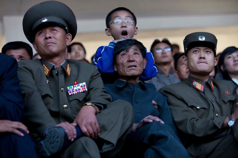 galleries/2011/12/20/life-inside-north-korea-photos/life-in-north-korea-soccer_ol9y9f