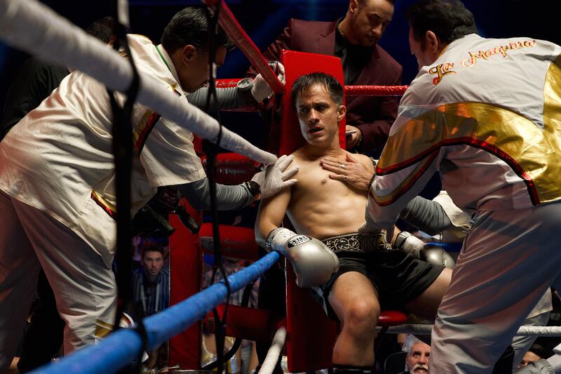 Gael García Bernal in La Maquina.