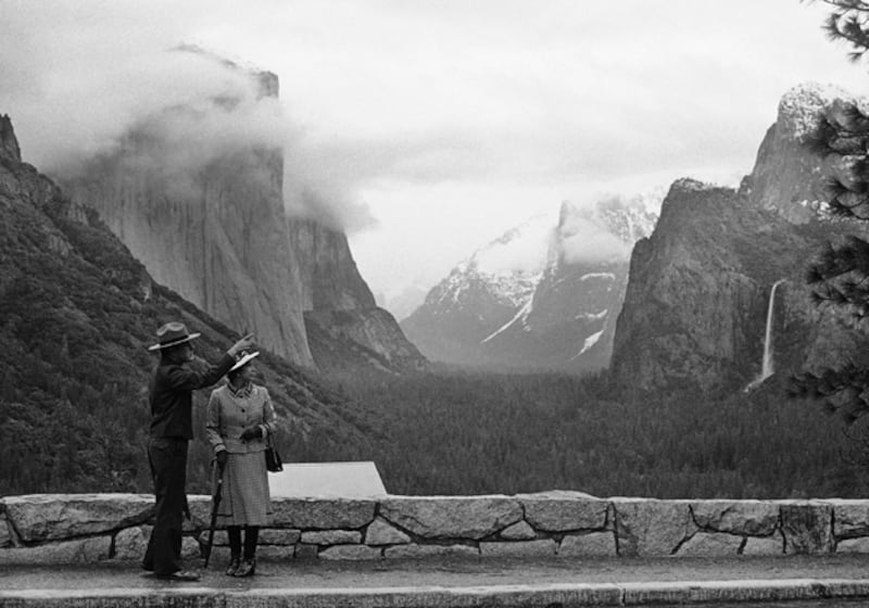 galleries/2010/07/05/queen-elizabeth-s-u-s-visits/queen-elizabeth-ii-visit---83-yosemite_tin657