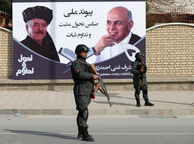 galleries/2014/04/03/afghanistan-prepares-for-presidential-election-photos/140403-afghanistan-election-2_ijl05l