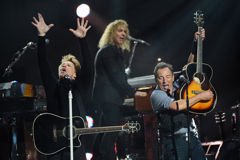 galleries/2012/12/12/12-12-12-the-benefit-concert-for-hurricane-sandy-photos/121212-concert-5_ji8hrq