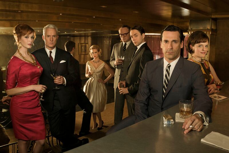 articles/2015/04/02/mad-men-creator-matthew-weiner-on-don-draper-vs-tony-soprano-and-no-spin-offs/140711-men-drinking-power-haglage-tease2_qkrxuu