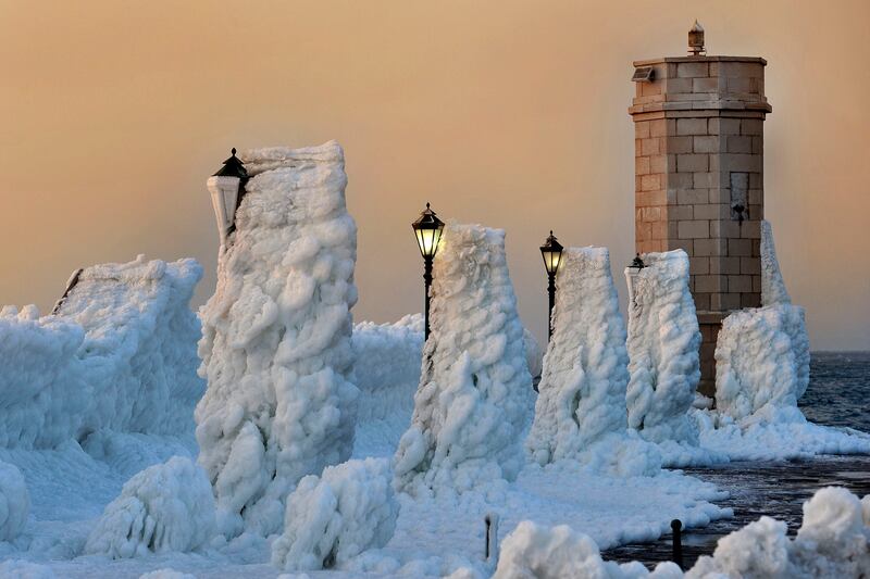 galleries/2013/01/10/australia-in-flames-more-extreme-weather-events-photos/global-warming-eu-cold_nm1osm