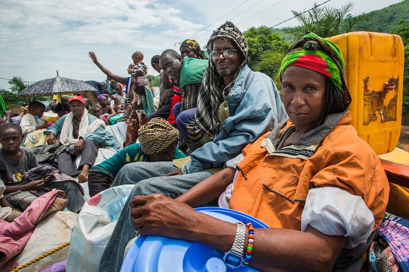 galleries/2014/05/25/stranded-at-bangui-airport-the-refugee-crisis-in-central-african-republic-photos/bangui-airport-dwellers-7_mnb9ie