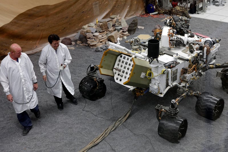 articles/2012/08/05/mission-to-mars-will-america-lose-the-next-frontier/mars-rover-nasa-article_jqg95h