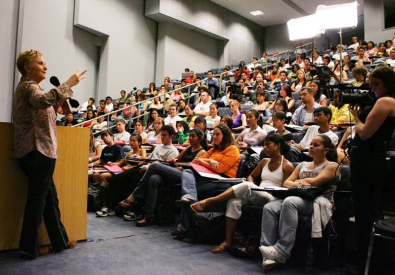 galleries/2010/04/11/the-100-happiest-colleges/stress-schools---ucla_l4p8su