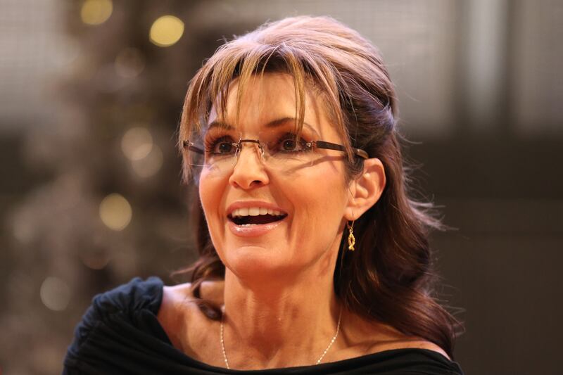 articles/2013/12/22/get-your-duck-dynasty-bobblehead-in-time-for-christmas/131222-daly-palin-tease_encjqo