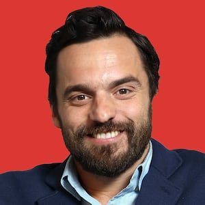 210809-jake-johnson-tease_zhxhvi