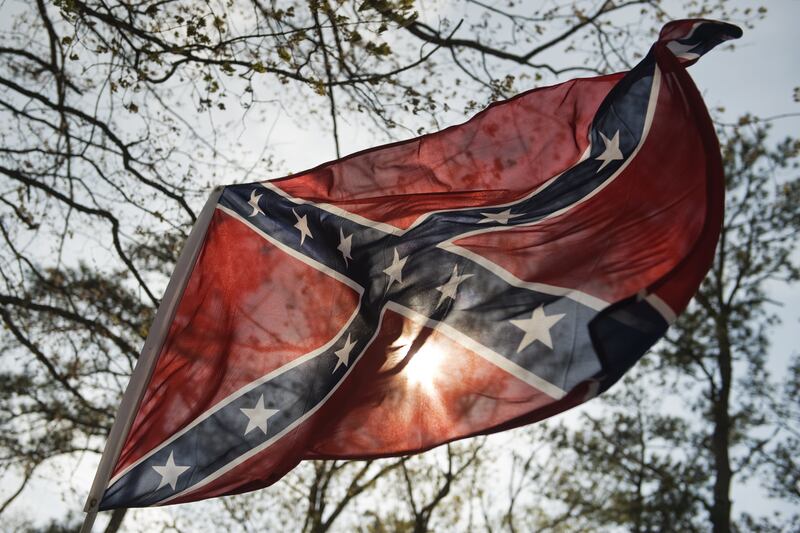 articles/2014/01/15/virginia-town-decides-that-maybe-honoring-traitors-isn-t-a-great-idea/140116-confederate-flag-virginia-bouie-tease-new_arcqk3