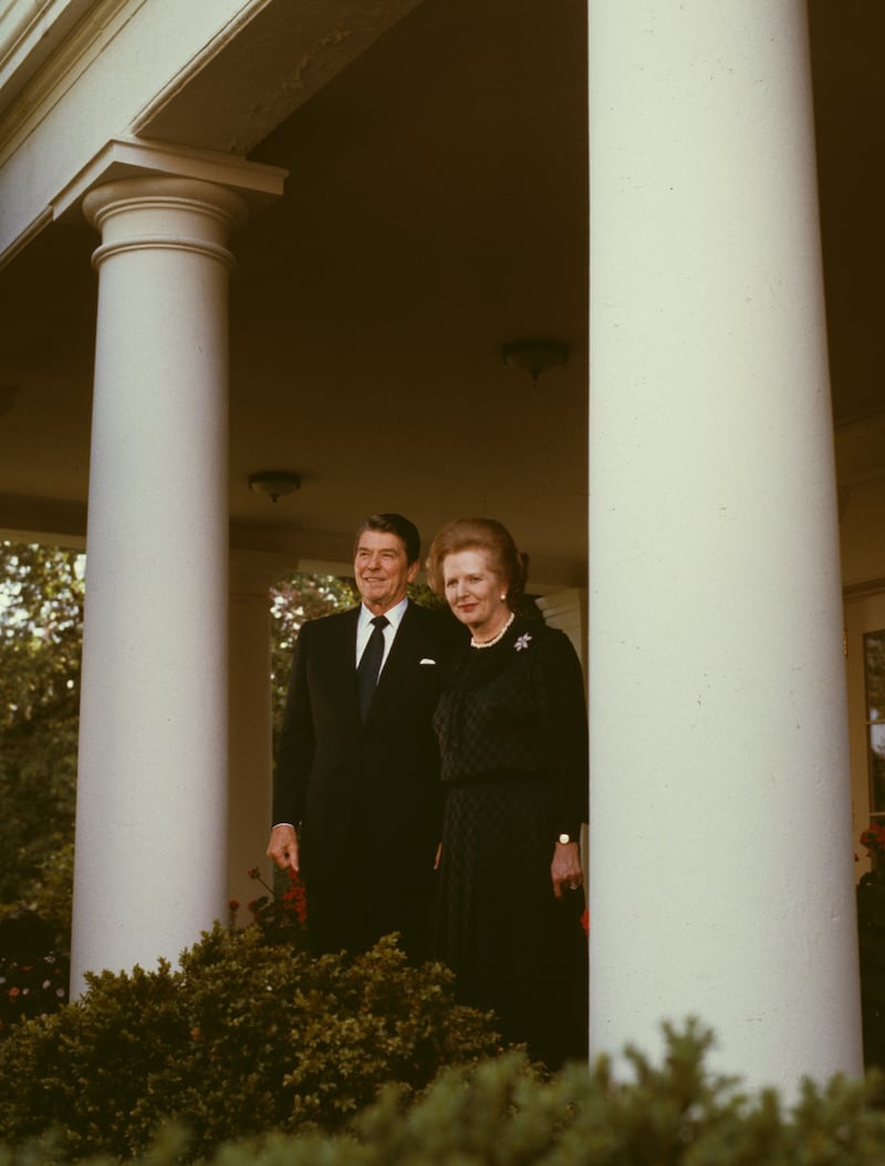 galleries/2013/04/08/a-look-at-the-life-of-the-iron-lady-photos/margaret-thatcher-obituary-reagan_mjfzwr