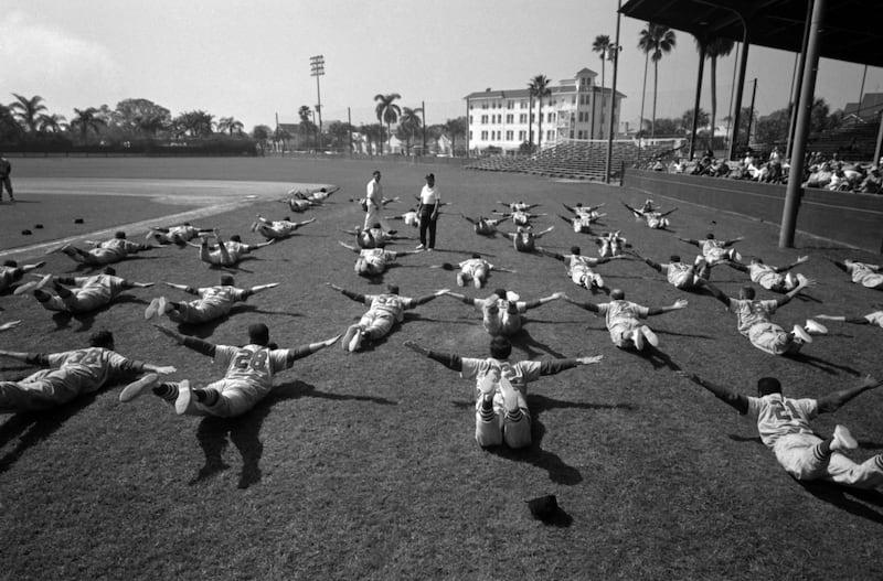 galleries/2014/03/09/baseball-s-legends-of-the-spring-vintage-photos-from-spring-training/hsitoric-spring-training-4_bix1l8