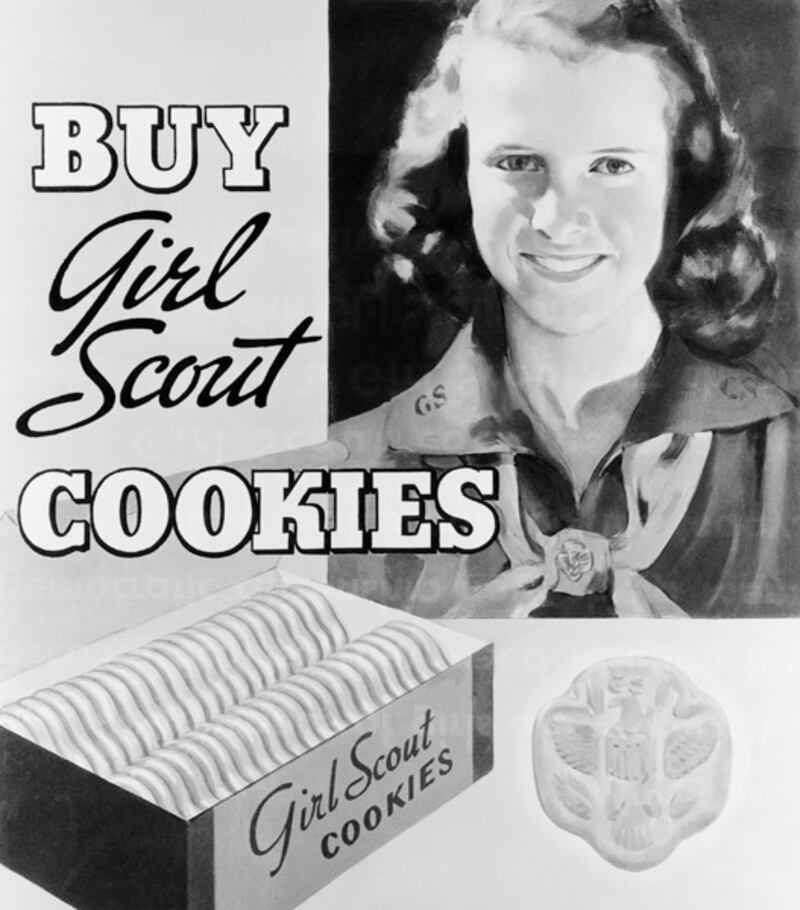 galleries/2012/03/12/100-years-of-girl-scouts-photos/girl-scouts-centennial-cookies2_mji49g