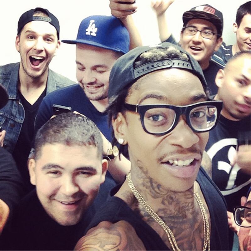 galleries/2013/04/14/wiz-khalifa-sofia-vergara-more-celebrity-twitter-pictures-photos/130411-twit-pics-khalifa_cn3pwl