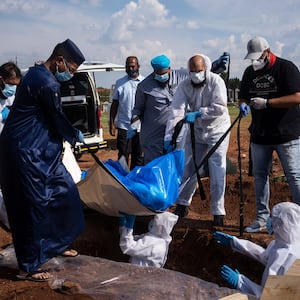 210215-Obaji-Africa-Covid-19-burials-tease_dh1jrh