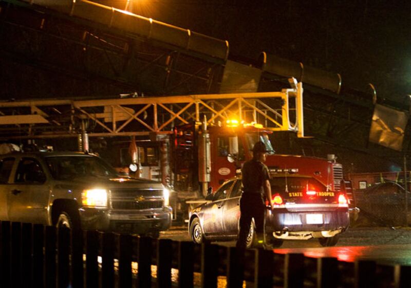 galleries/2010/04/06/west-virginia-mining-tragedy/west-va-mine-accident---7_bao0fb