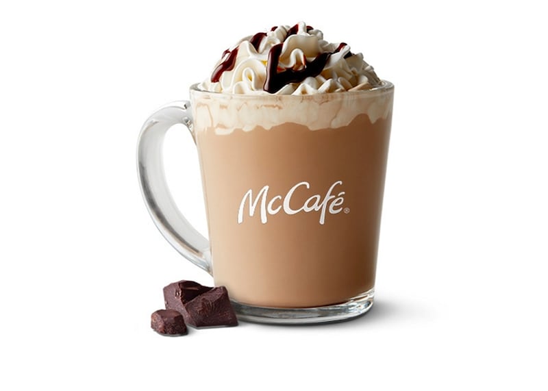 211124-mcd-hot-chocolate-embed-06_smeirf