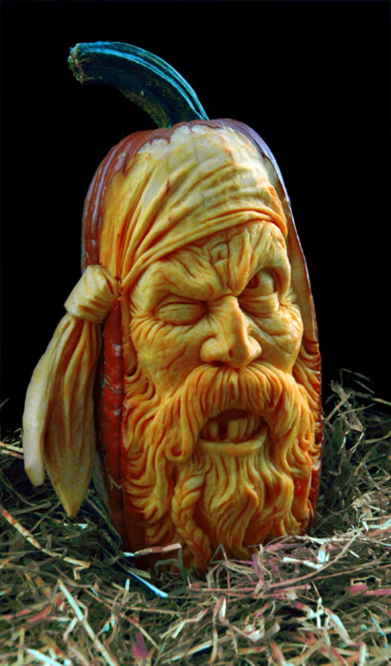 galleries/2011/10/28/amazing-pumpkin-carvings-photos/pumpkin-carvings-3_rbcs3t