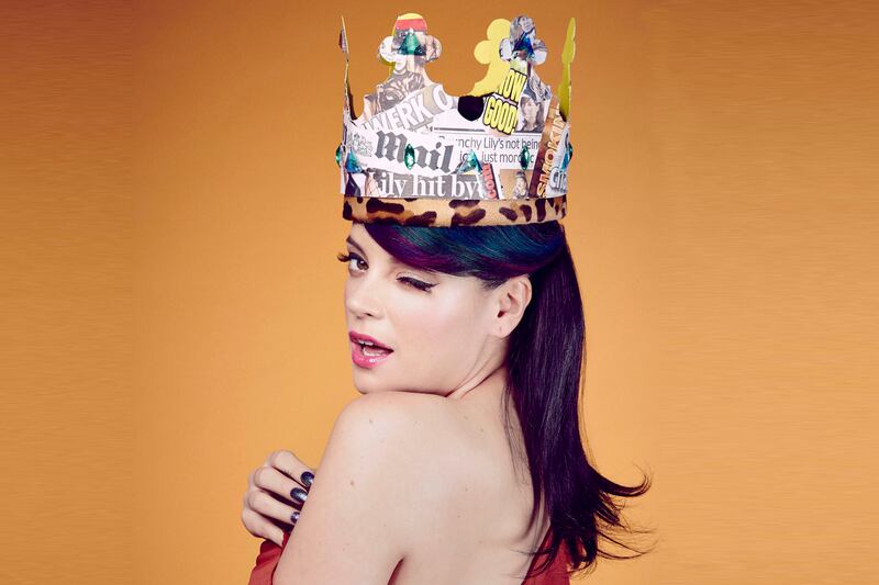 articles/2014/05/09/sheezus-talks-lily-allen-on-her-new-album-lena-dunham-and-game-of-thrones/140508-stern-allen-tease_dfgui8