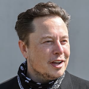 220711-trump-musk_fhb8d1