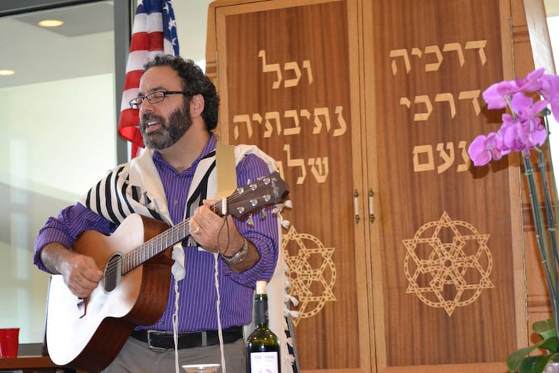 galleries/2013/03/21/america-s-top-50-rabbis-for-2013-photos/130320-menachem-creditor_uyoekz