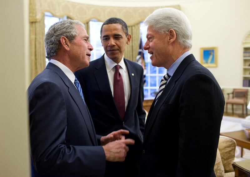 60_Obama_Clinton_Bush-Haiti-earthquake_zwzucn