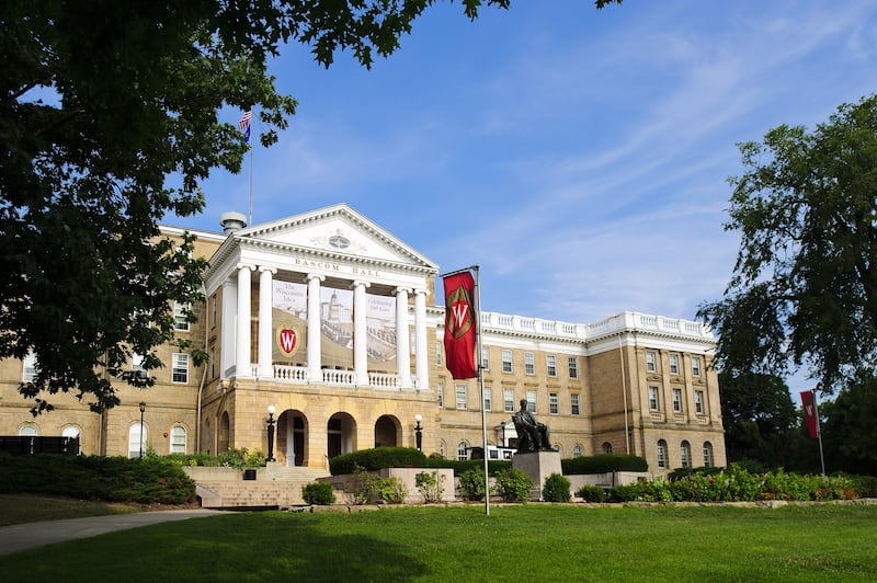 galleries/2014/11/06/25-most-affordable-colleges-photos/19-University_of_Wisconsin-Madison_znepaa