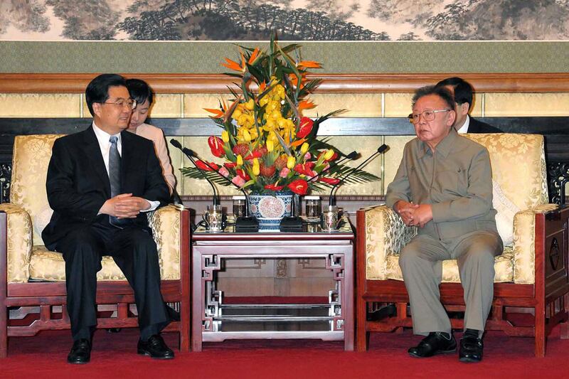 galleries/2011/12/19/kim-jong-il-life-in-photos/kim-jong-il-2_uyia3x