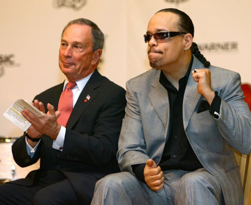 galleries/2011/03/08/iconic-male-ponytails/men-with-ponytails---ice-t_iqmfes