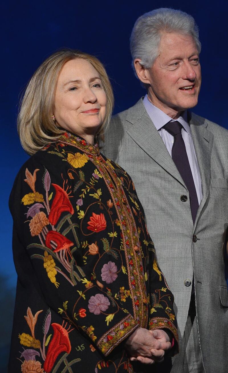 galleries/2012/05/10/hillary-clinton-s-style-evolution-photos/130407-hillary-clinton-look-book_qbr9rf