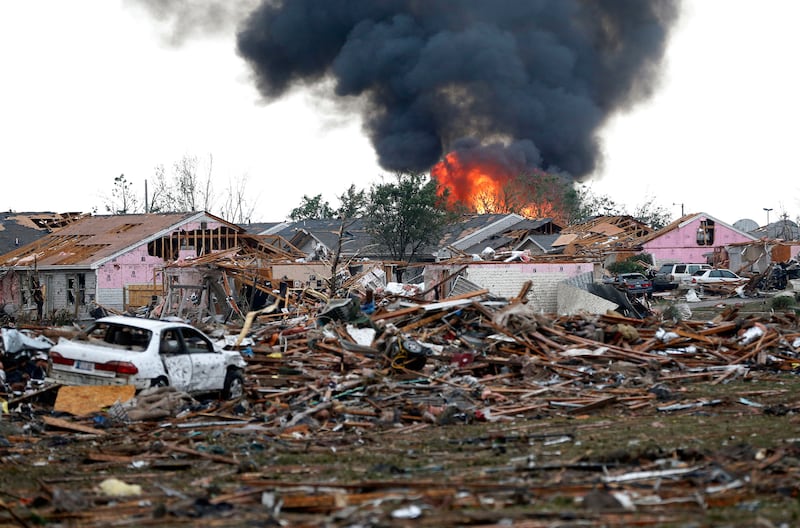 galleries/2013/05/20/photos-of-moore-oklahoma-after-the-tornadoes/130520-tornado-moore6_sbckzv