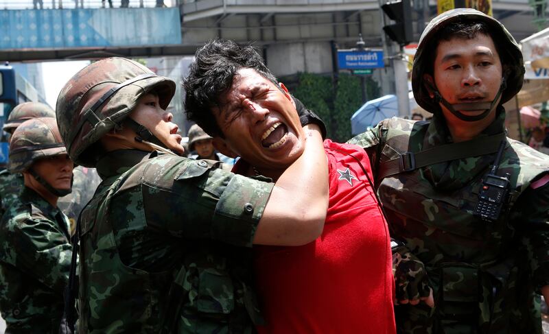 galleries/2014/05/27/striking-photos-from-thailand-s-military-coup-photos/140527-thailand-coup-3_spkhdq